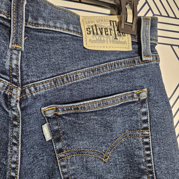 Levis Silver Tab Mom jean size 28 - Picture 5 of 6